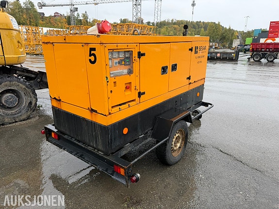 Andre 40 kVA dieselaggregat på tilhenger 5 of 26