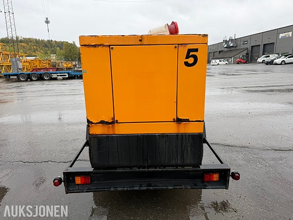 Andre 40 kVA dieselaggregat på tilhenger 4 of 26