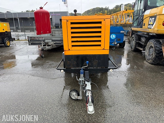 Andre 40 kVA dieselaggregat på tilhenger 8 of 26