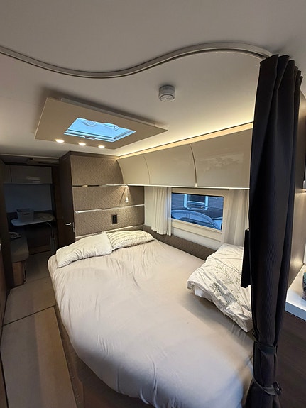 Adria ALPINA 763 UK 12 of 23