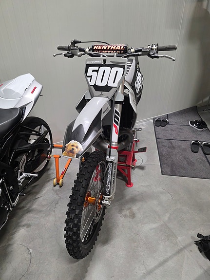 Husqvarna TC 250 2 of 8
