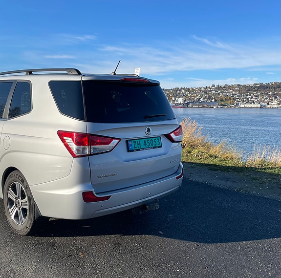 SsangYong Rodius 3 of 30