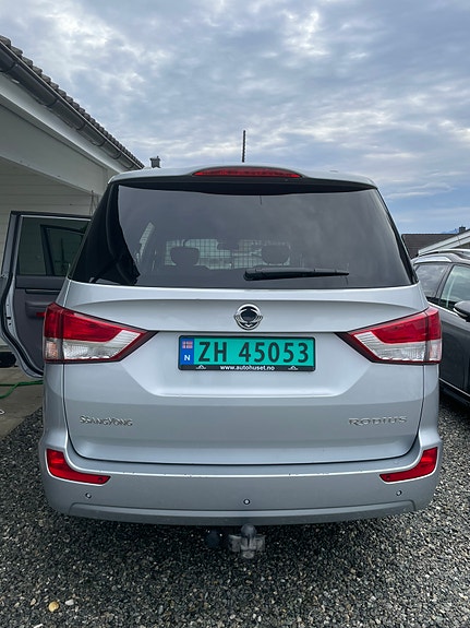 SsangYong Rodius 7 of 30