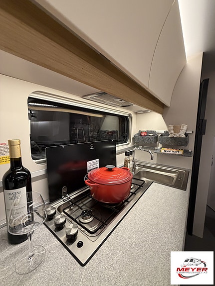 Adria Adora 573 PT Alde 3020 HE -Solcelle - 7 Sengeplasser! 27 of 30