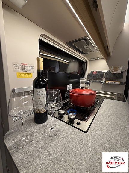 Adria Adora 573 PT Alde 3020 HE -Solcelle - 7 Sengeplasser! 26 of 30