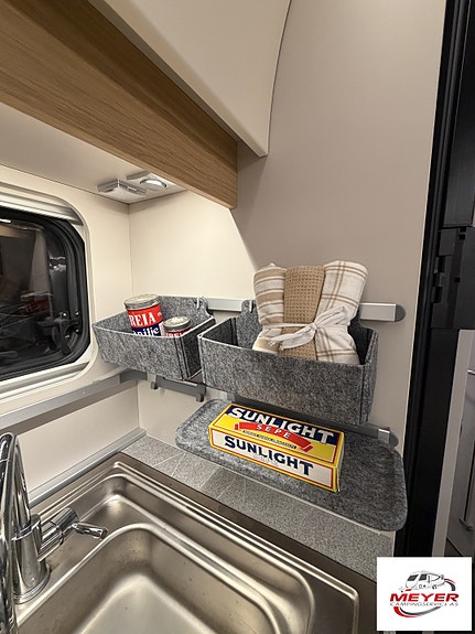 Adria Adora 573 PT Alde 3020 HE -Solcelle - 7 Sengeplasser! 29 of 30