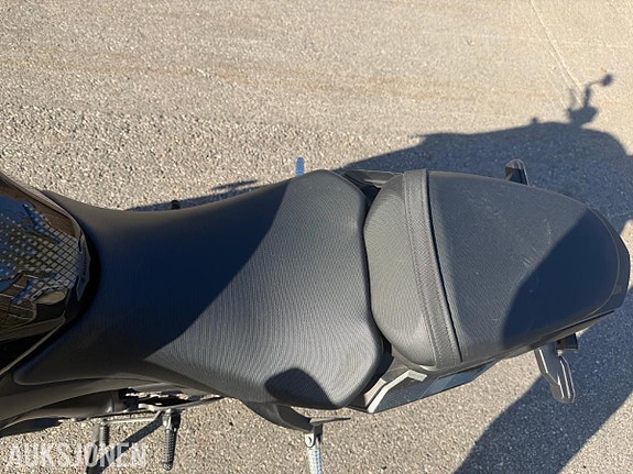 Suzuki GSX-S 1000 13 of 20