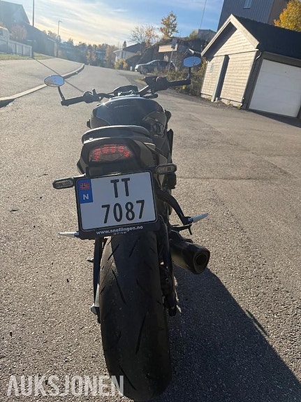 Suzuki GSX-S 1000 10 of 20