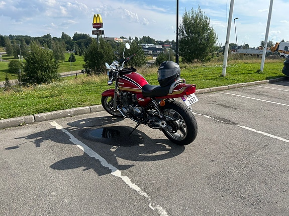 Kawasaki ZEPHYR 750 19 of 21