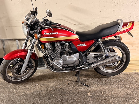 Kawasaki ZEPHYR 750 11 of 21