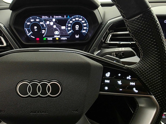 Audi Q4 e-tron 24 of 30