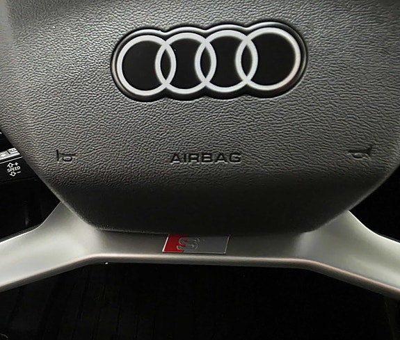 Audi Q4 e-tron 26 of 30