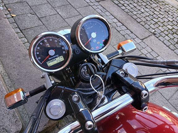 Royal Enfield Interceptor 650 4 of 8