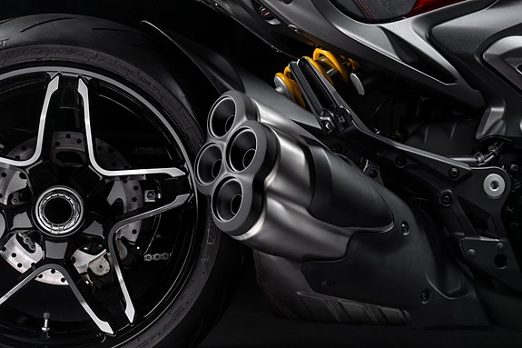 Ducati Xdiavel V4 7 of 12