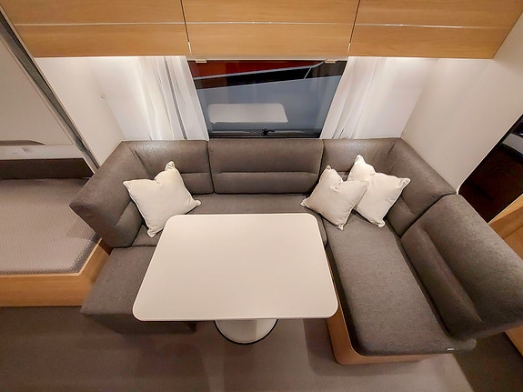 Adria Adora 613 HT 16 of 21