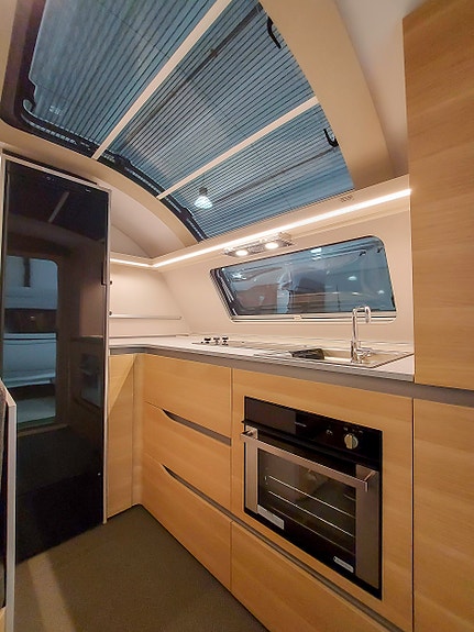 Adria Adora 613 HT 10 of 21