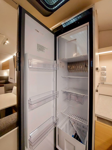 Adria Adora 613 HT 11 of 21