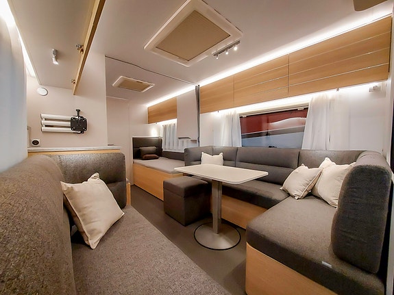 Adria Adora 613 HT 2 of 21