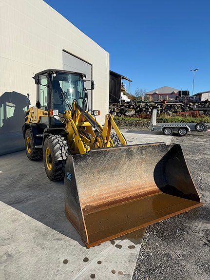 Yanmar V80 2 of 11