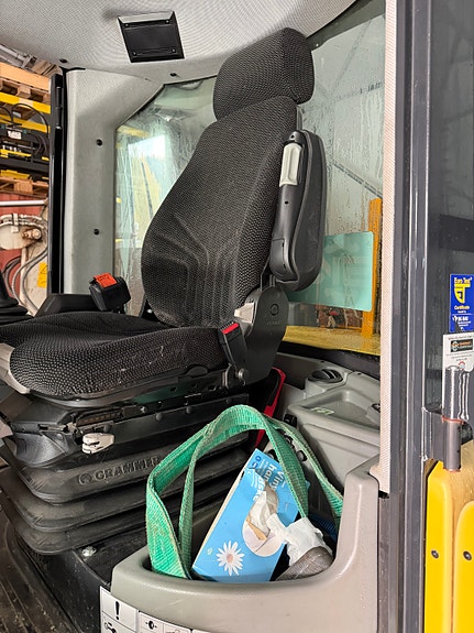 Yanmar V80 9 of 11