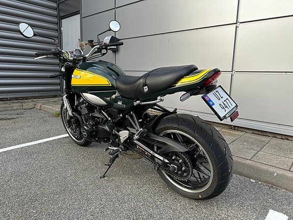 Kawasaki Z 900 RS 5 of 7