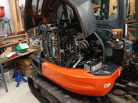 Kubota KX057-4 5 of 30