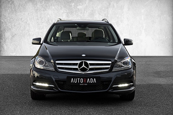 Mercedes-Benz C 200 d 3 of 26