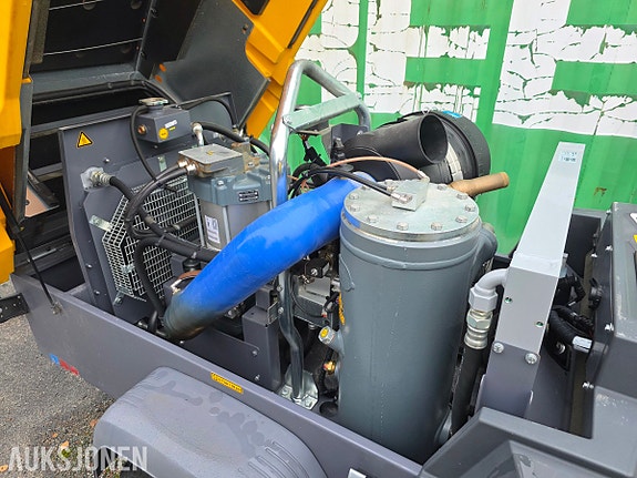 Atlas Copco E-Air 250 H250 VSD 7 of 12