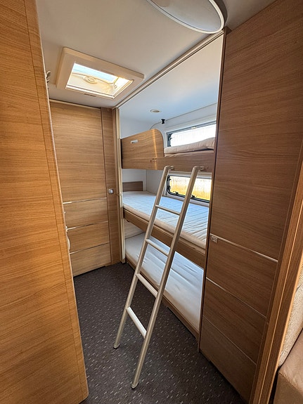 Adria Adora 753UK-3 køyer, nye akslinger/dekk, Alde 13 of 23
