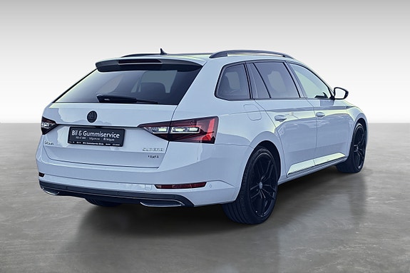 Skoda Superb 7 of 29