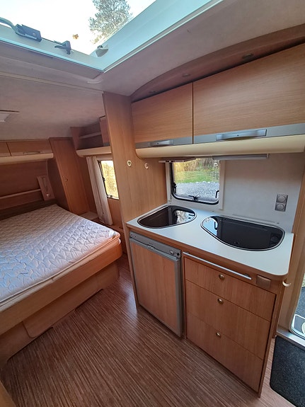 Adria Adora 563 PU 8 of 16