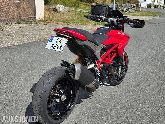 Ducati Hypermotard 939 6 of 17