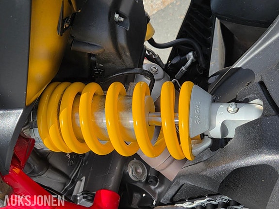Ducati Hypermotard 939 9 of 17