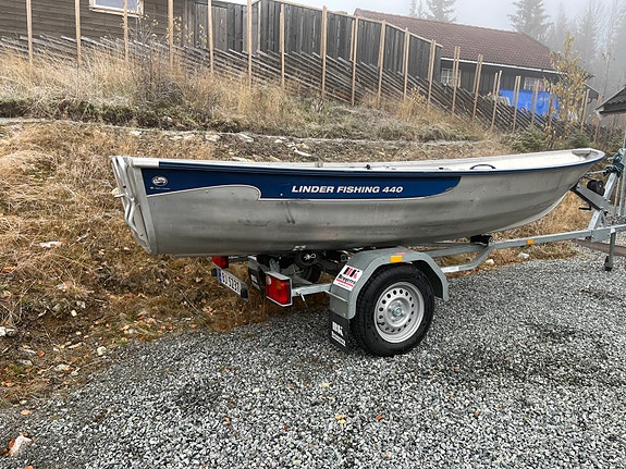 Linder Fishing 440 med motor og henger selges 2 of 12