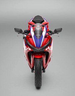 Honda CBR500R 4 of 9