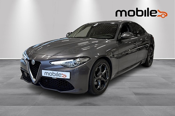 Alfa Romeo Giulia 19 of 30