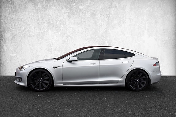 Tesla Model S 9 of 28