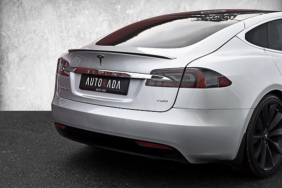 Tesla Model S 6 of 28