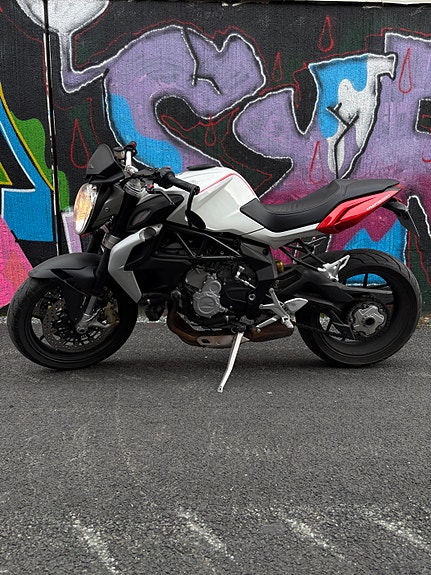 MV Agusta Brutale 800 7 of 13
