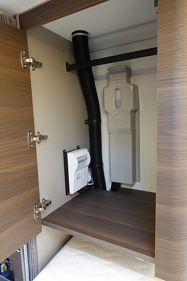 Adria ALPINA 583 UL 28 of 30