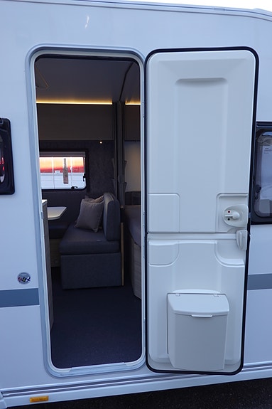 Adria ALPINA 583 UL 13 of 30