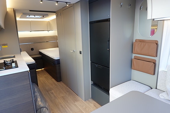 Adria ALPINA 583 UL 17 of 30