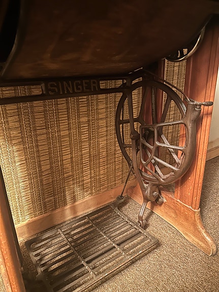 Vintage Singer symaskin trebord støpejern