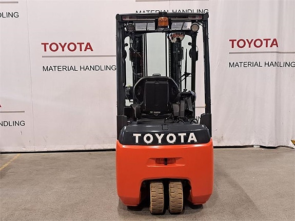 Toyota 8FBEK18T 2 of 4