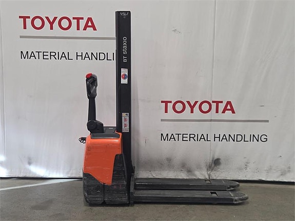 Toyota HWE100 4 of 4