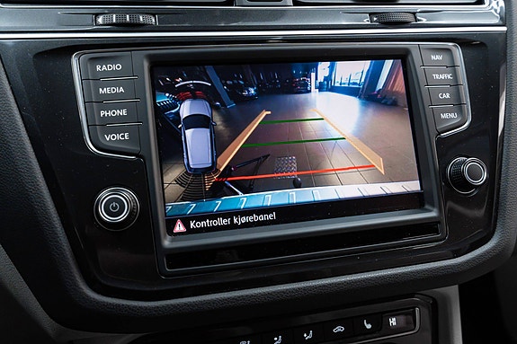 Volkswagen Tiguan 26 of 30