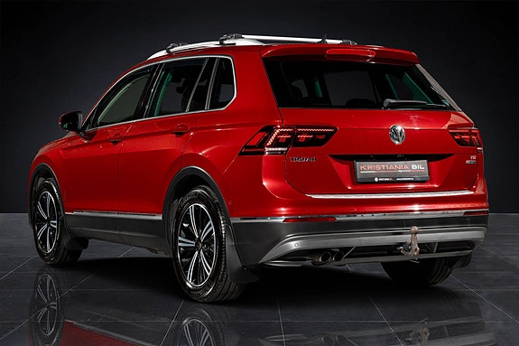 Volkswagen Tiguan 2 of 30