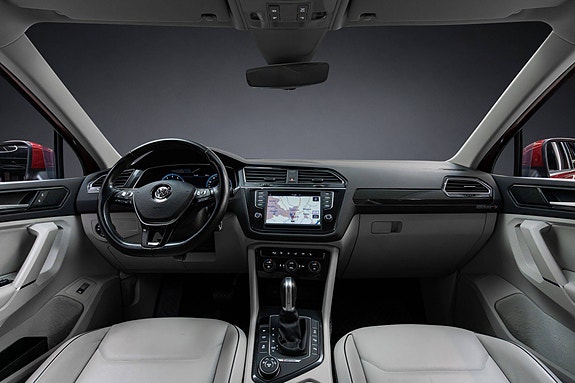 Volkswagen Tiguan 14 of 30