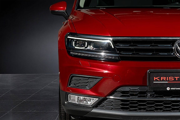 Volkswagen Tiguan 7 of 30