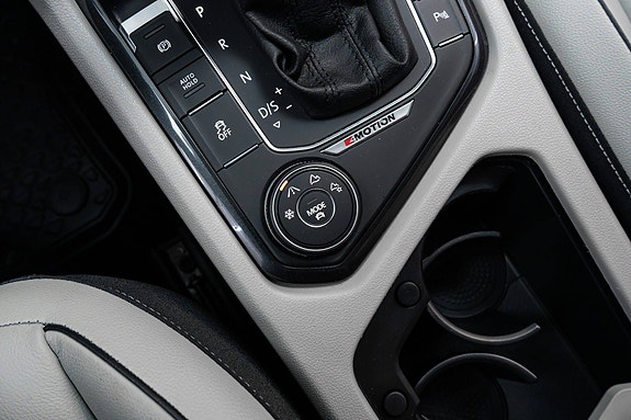 Volkswagen Tiguan 23 of 30